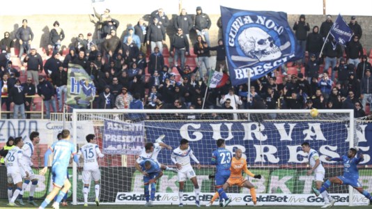 Serie BPlay off Catanzaro-Brescia, i tifosi biancazzurri pronti ad affollare il settore ospiti del Ceravolo