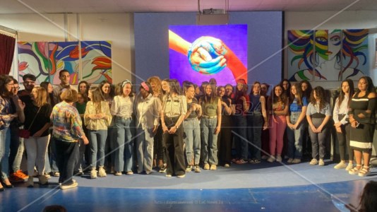 Il progettoGli studenti di Bovalino celebrano l’inclusione nella Giornata mondiale della diversità culturale