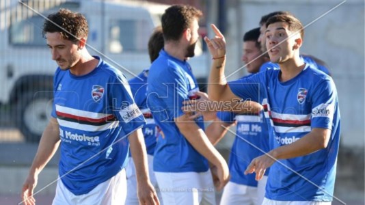 Dilettanti Calabria«Comportamento irrispettoso dell’Amministrazione»: l’Amantea consegna la squadra di calcio al Comune