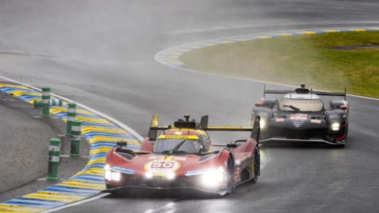 Motori24 Ore di Le Mans, la Ferrari del calabrese Antonio Fuoco in corsa per la vittoria finale