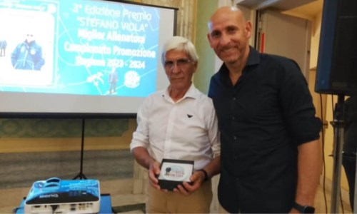 Calcio CalabriaDilettanti, a Rolando Megna il premio “Stefano Viola” quale migliore allenatore di Promozione