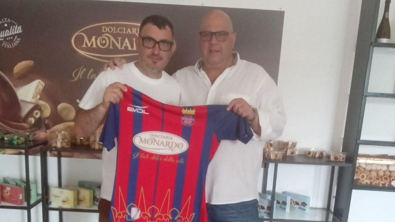 Il presidente Gianni Monardo e mister Mimmo Vissicchio