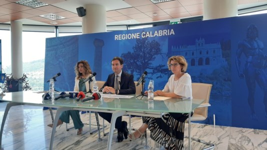 Aiuti alle aziendeLa Regione Calabria attiva il Fondo Competitività: 30 milioni di euro per sostenere le piccole e medie imprese