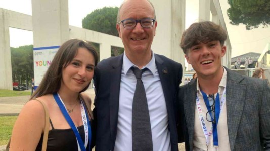 Confronto mondialeLe consulte studentesche al G7 Young, la Calabria presente: «È stato entusiasmante»