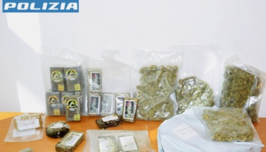 Lotta allo spaccio In auto con due chili e mezzo di droga nascosti in uno scatolone, 45enne calabrese arrestato in Sicilia 