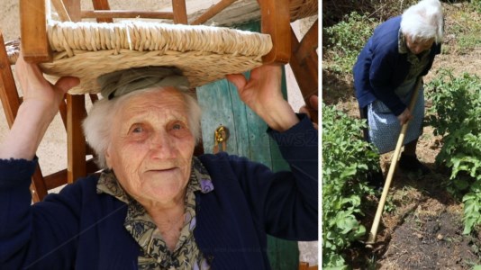 Nuova puntataA LaC Storie ecco zia Marietta: a 101 anni zappa la terra e realizza sedie a mano come si faceva una volta
