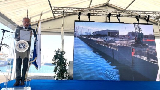 InfrastruttureGioia Tauro, inaugurata la nuova banchina di ponente del porto: 12,5 milioni per migliorare i servizi