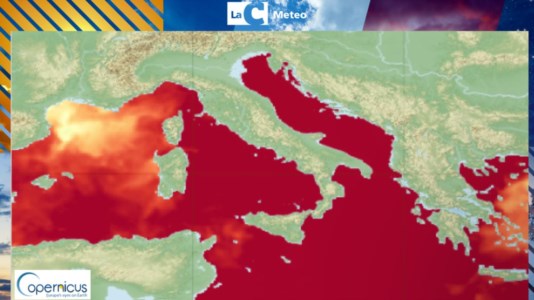 MeteoIn Calabria il mare è un brodo: temperatura delle acque fino a 30 gradi. E l’ondata di caldo continua