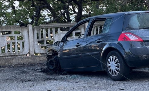 Notte di fuocoRossano, incendio danneggia un’auto in sosta: per il proprietario è il secondo episodio nel giro di pochi mesi