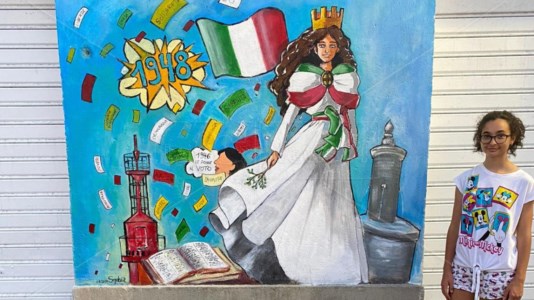 Arte in CalabriaNel centro storico di Gioia Tauro murales artistici, la Costituzione dipinta dalla 19enne Sophia Parisi: «Creiamo insieme nuovi orizzonti»