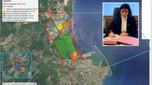 L’area della bonifica di Crotone e, nel riquadro, Vannia Gava