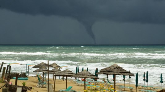 MaltempoMare caldo e aria più fresca: mix perfetto per la formazione delle trombe marine. Ecco come nascono