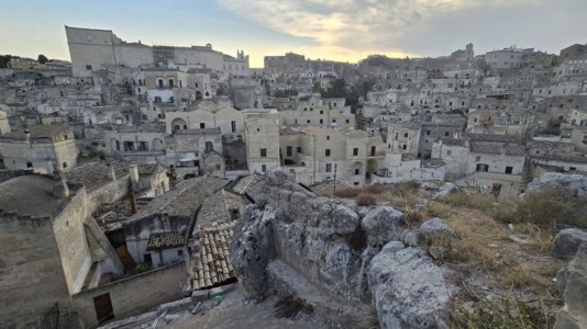 Visto da SudPer puntare sul turismo non servono grandi infrastrutture: l’esempio luminoso (e da imitare) di Matera