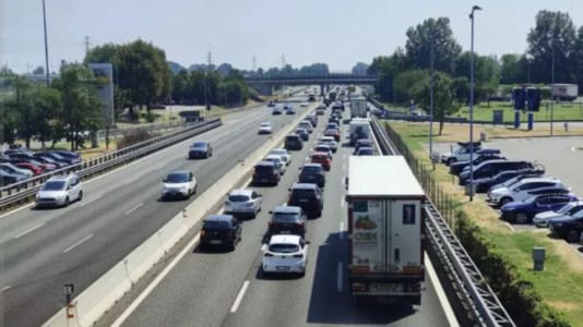 Traffico intensoControesodo, 3 milioni di auto sull’Autostrada A2 e 1,1 sulla statale 106 ionica