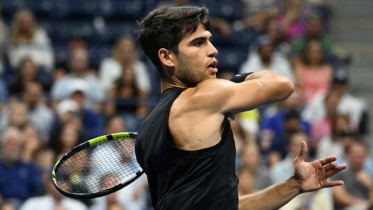 TennisAgli Us Open eliminato a sorpresa Alcaraz! Quattro italiani al terzo turno, avanti anche Errani e Paolini