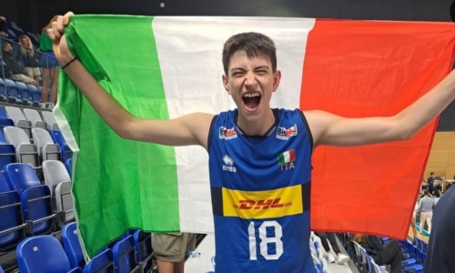 Trionfo in BulgariaVolley, il giovane calabrese Jacopo Tosti fra i campioni del mondo della nazionale under 17