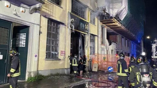 La tragediaMilano, incendio in un emporio di articoli cinesi: tre vittime