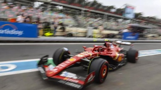 Leclerc conquista la pole position a Baku