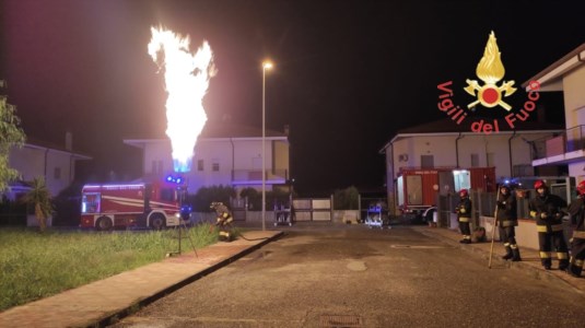 Attimi di pauraGizzeria, fuga di gas da un bombolone interrato: evacuate 12 famiglie