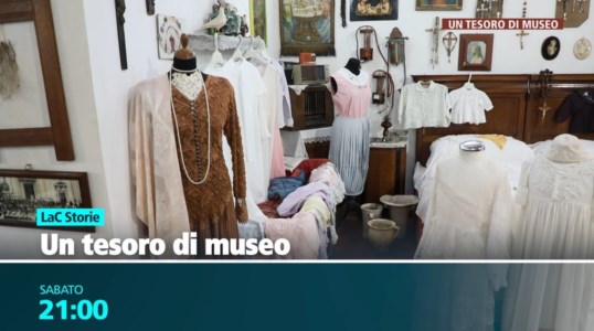 Nuova puntataUn tesoro di museo, a Zungri con LaC Storie viaggio tra gli abiti e gli utensili della civiltà contadina