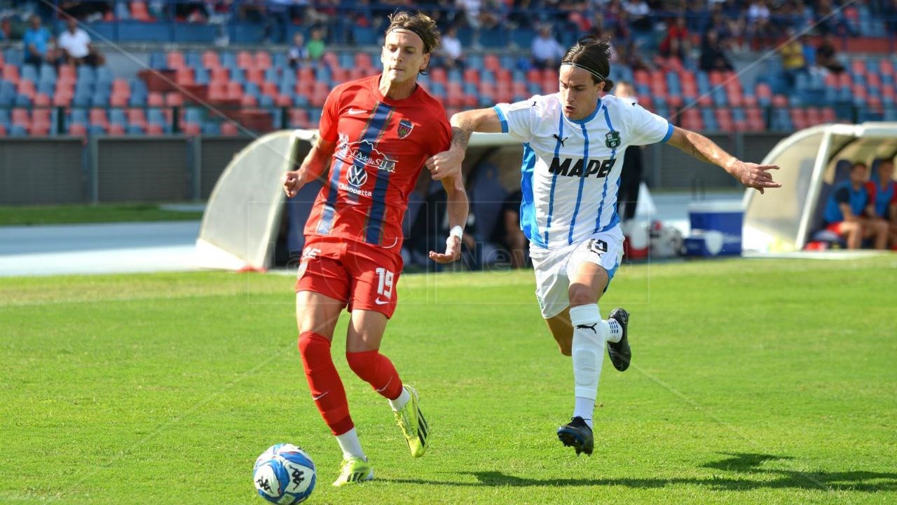 Riccardo Ciervo in azione contro il Sassuolo