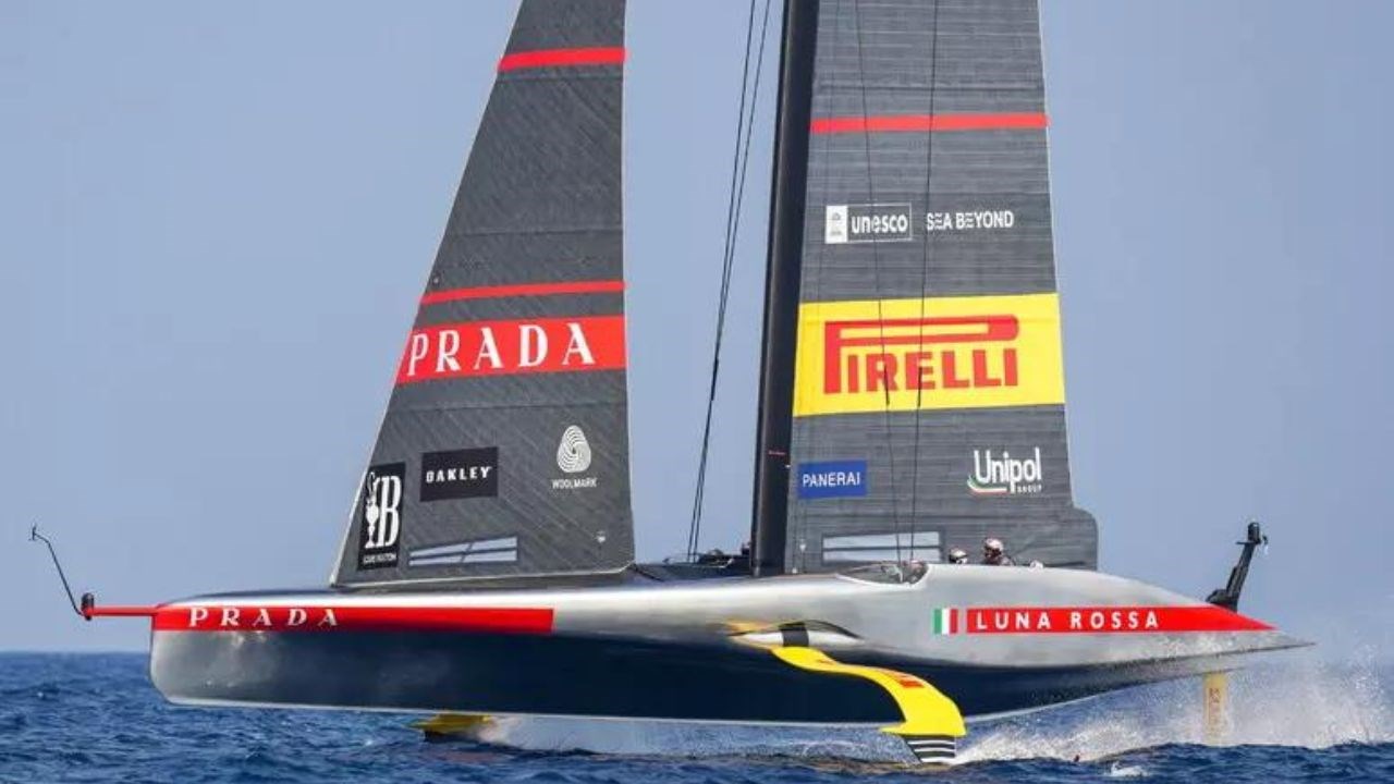 Luna Rossa Prada Pirelli