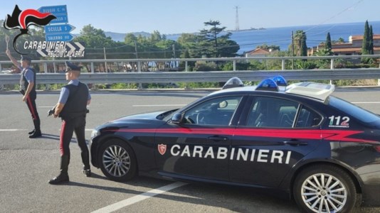 La fugaInseguimento a Villa San Giovanni, arrestato un uomo per resistenza a pubblico ufficiale