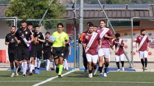 Inizio stagioneCalcio Calabria, la Prima Categoria parte questo weekend: 61 squadre per un lungo viaggio sportivo