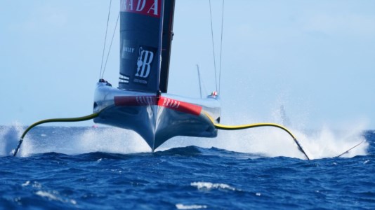 VelaLouis Vuitton Cup, Luna Rossa si rialza: la finale con Ineos Britannia è sul 4-4