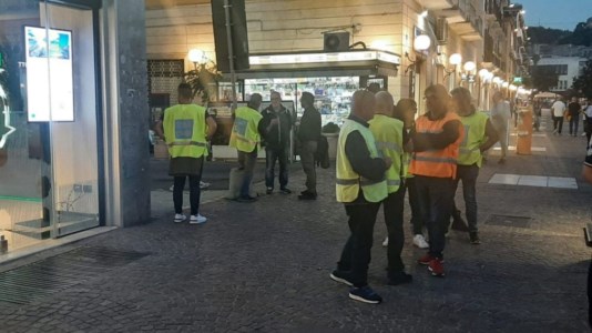 Cosenza, steward protestano su Corso Mazzini