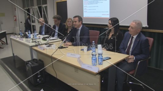 Il dibattitoAutonomia differenziata, Occhiuto all’Unical: «Non la temo, molti hanno fatto una battaglia ideologica senza nemmeno documentarsi»