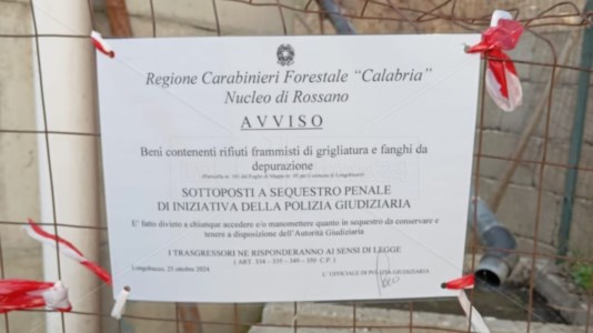 Inquinamento ambientaleLongobucco, rifiuti non smaltiti e scarichi illegali nei terreni: sequestrati cinque depuratori