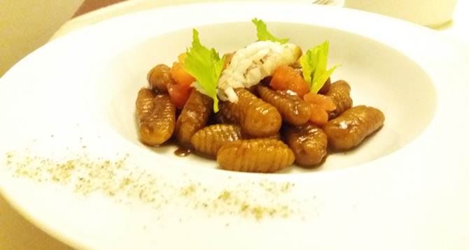 LA RICETTA DELLO CHEF | Orecchiette rigate con limetta, zenzero e scampi in salsa bisque e soia