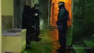 Giallo a Sant’Eufemia d'Aspromonte, 50enne trovato cadavere nella vasca da bagno (VIDEO)