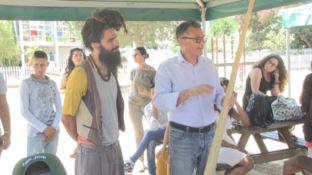 Gegè Telesforo a Cosenza per il progetto umanitario 