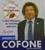 Acri, il comizio di Angelo Cofone spopola sul web (VIDEO)