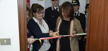 Catanzaro, stazione carabinieri: inaugurata stanza per vittime di violenza