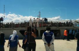 Ondata di sbarchi in Calabria: approdate quattro navi con oltre 1600 migranti