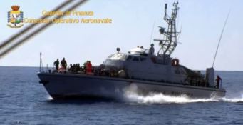 Intercettato veliero a largo di Capo Colonna, a bordo 58 migranti