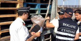 Pellet “silano” importato dalla Romania, sequestrate 22 tonnellate