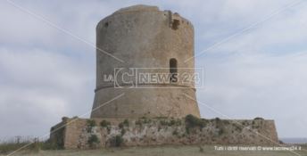 Isola Capo Rizzuto, cittadini incontrano parlamentari M5s per la Torre Vecchia