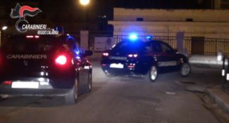 Estorsioni e lesioni ad ambulante, 3 arresti a Reggio (NOMI-VIDEO)