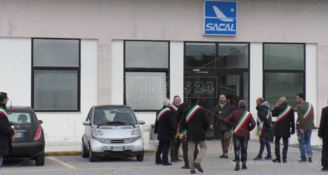 Aeroporto di Crotone, dopo la manifestazione la nascita di un tavolo tecnico tra sindaci e Sacal