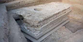 Reggio, ricoperta la tomba romana venuta alla luce nel 2016