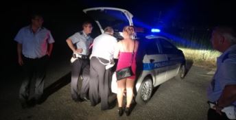 Prostituzione a Crotone, in corso operazione nel centro città