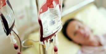Trasfusione di sangue sbagliata, muore 84enne