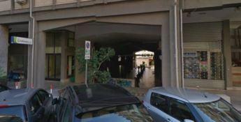 Catanzaro, atti vandalici in galleria Mancuso: 4 ragazzi nei video di sorveglianza
