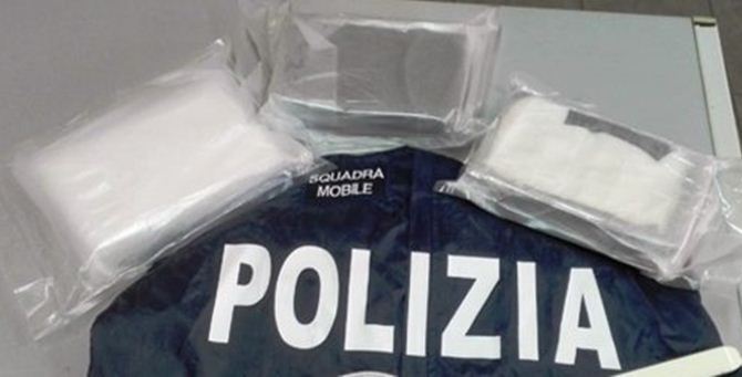 Cocaina rinvenuta dalla polizia - Repertorio