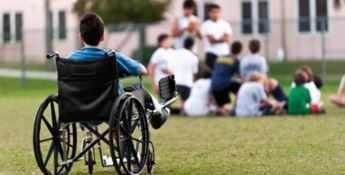 Obbligo di assistenza scolastica per bimbi disabili: una legge ignorata