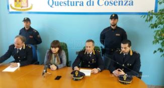Cosenza, la conferenza stampa su omicidio Ruffolo